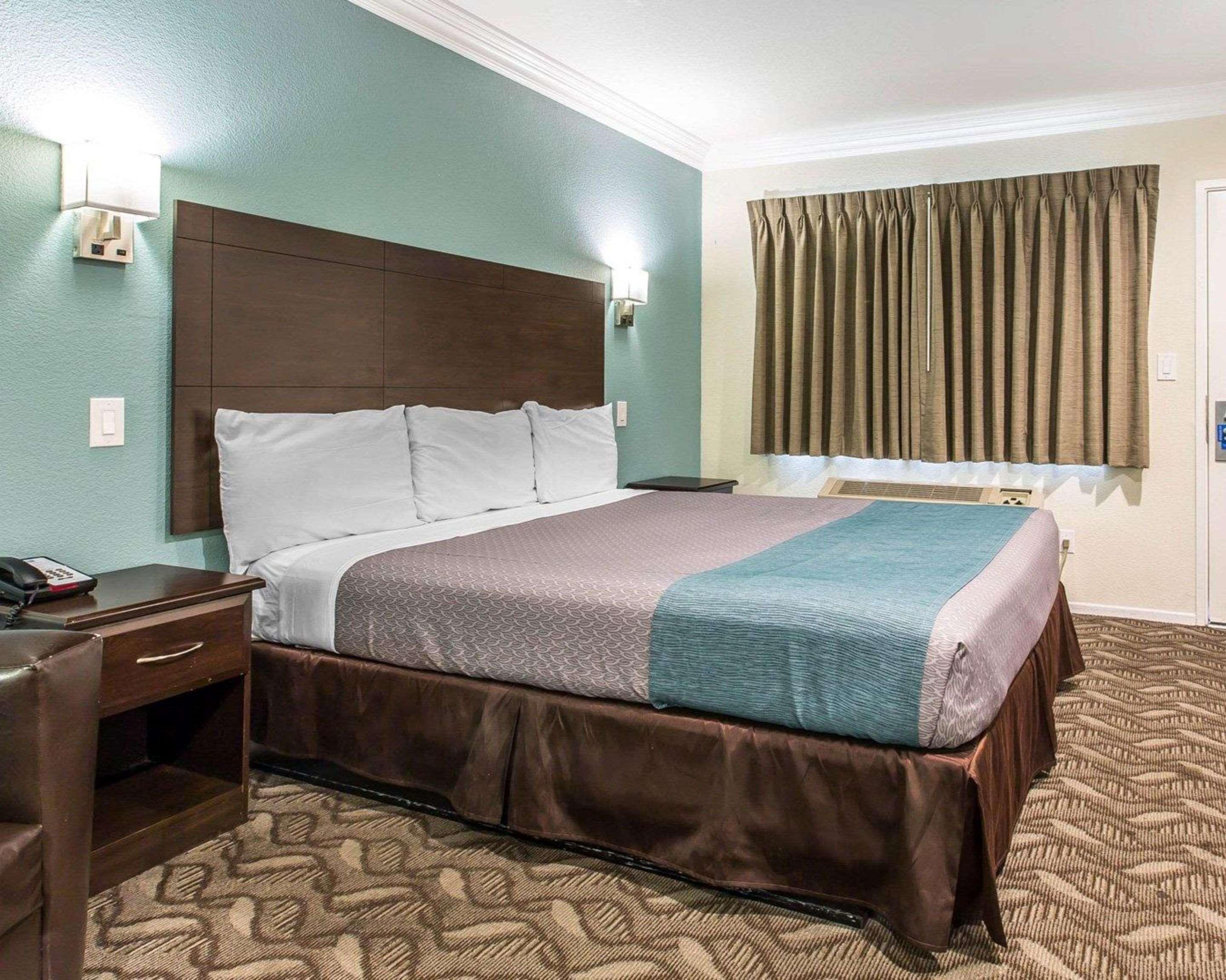 Rodeway Inn & Suites Inglewood Eksteriør billede