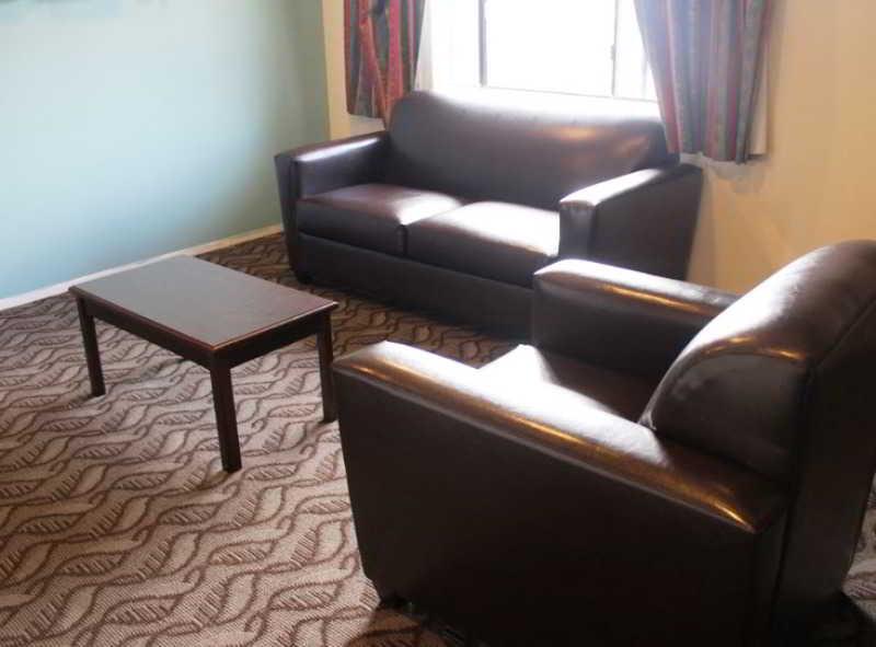 Rodeway Inn & Suites Inglewood Eksteriør billede