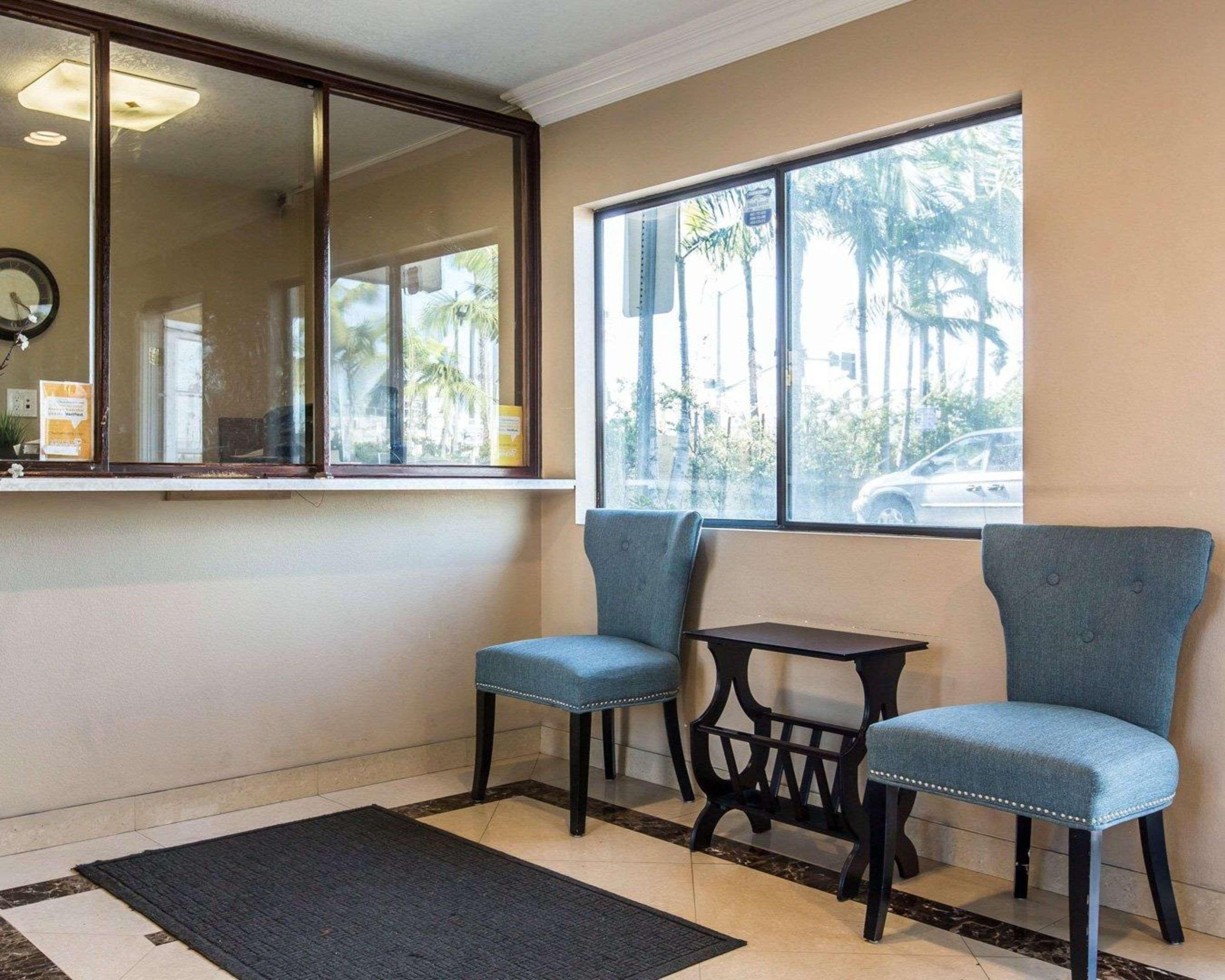 Rodeway Inn & Suites Inglewood Eksteriør billede