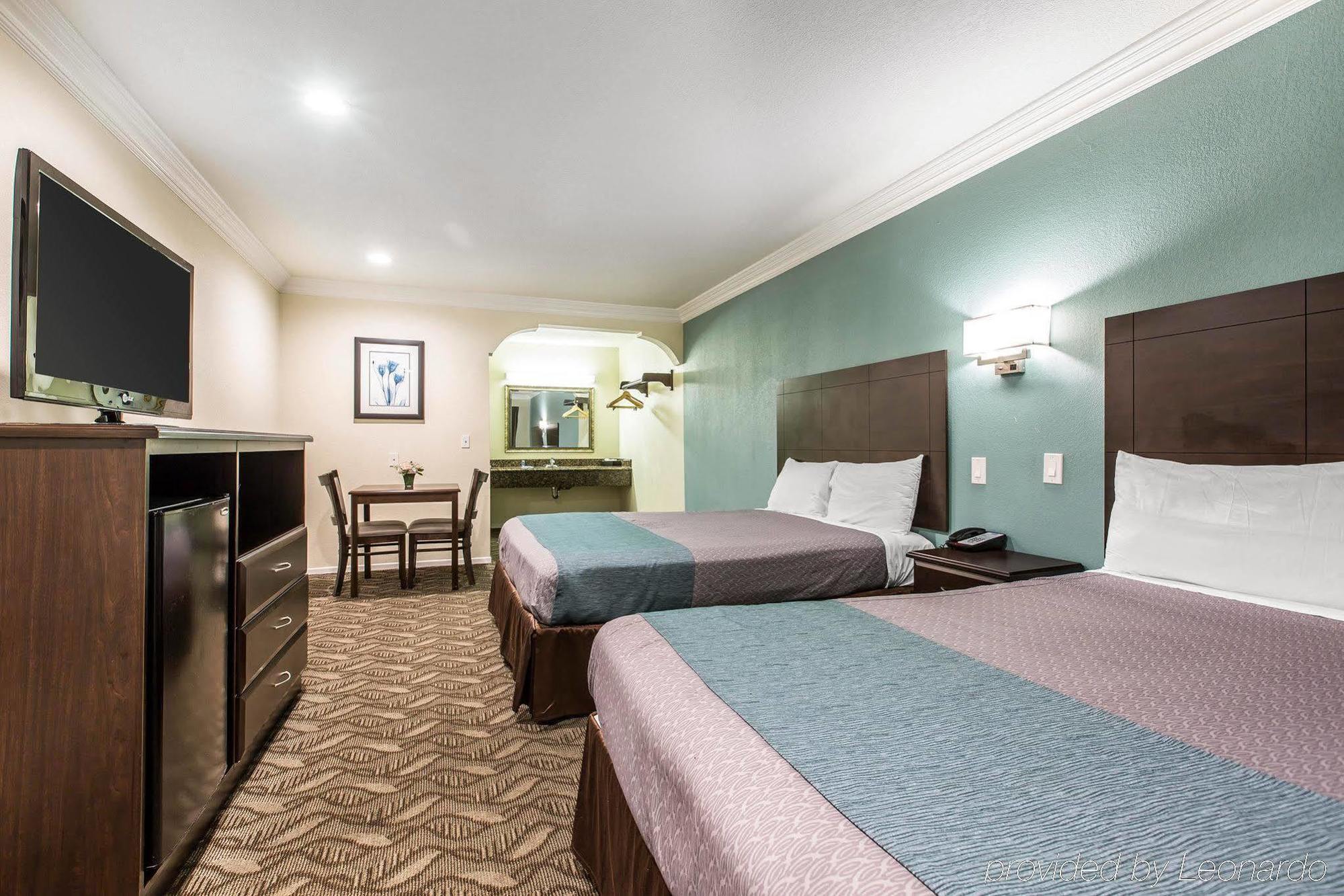Rodeway Inn & Suites Inglewood Eksteriør billede